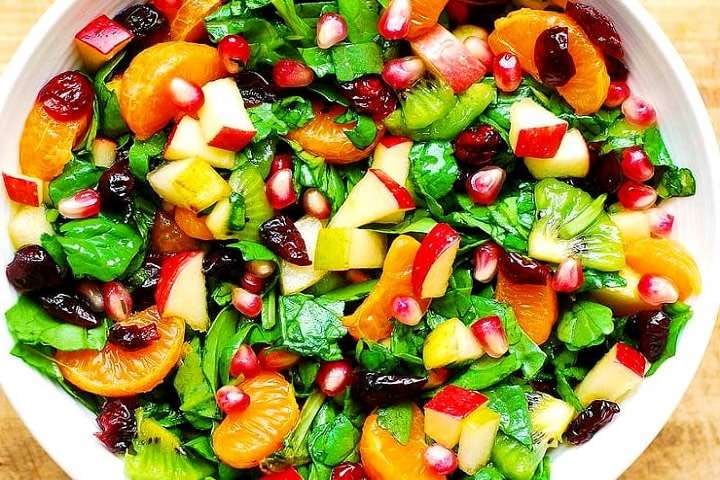 Salada Tropical com Frutas